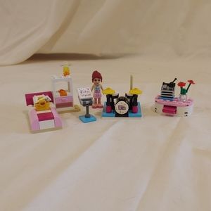 LEGO FRIENDS Mia's Room